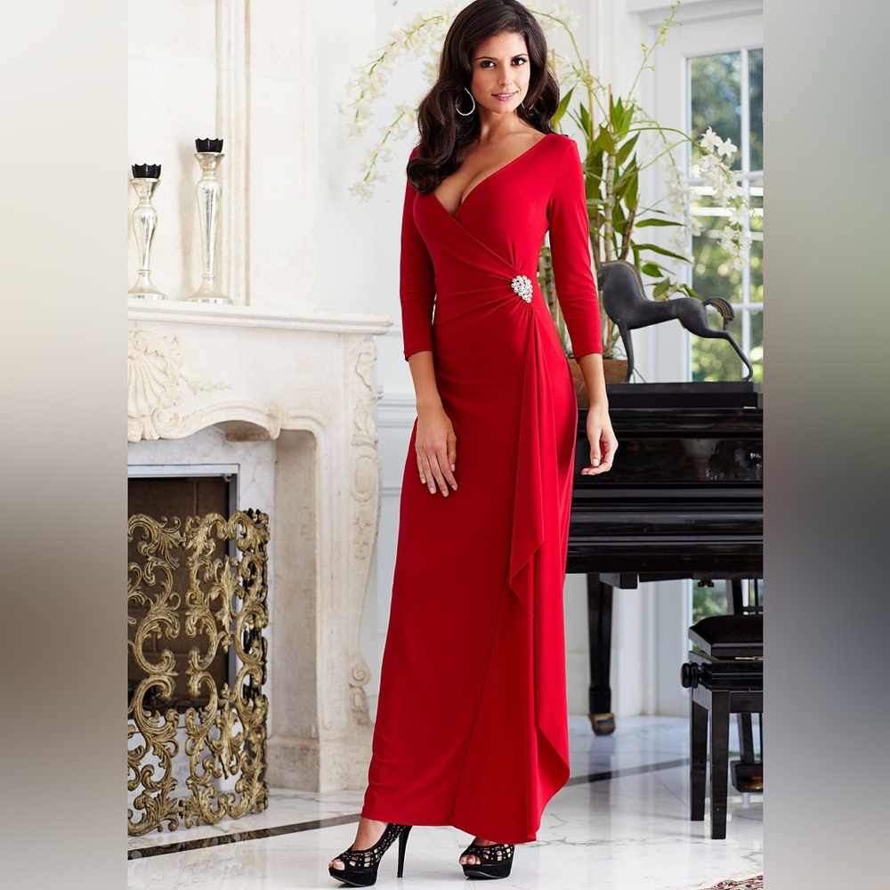 VENUS Long Sleeve Ruby Red Dress